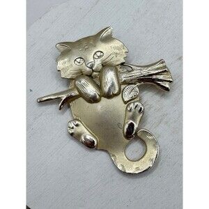 Vintage AJC American Jewelry Company Brooch Gold tone Cat On Branch Pin 1980's